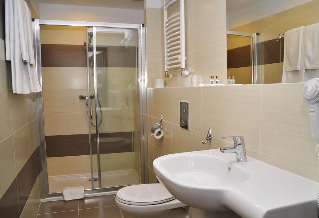 Hotel Gromada Arka Lux Koszalin Ngoại thất bức ảnh